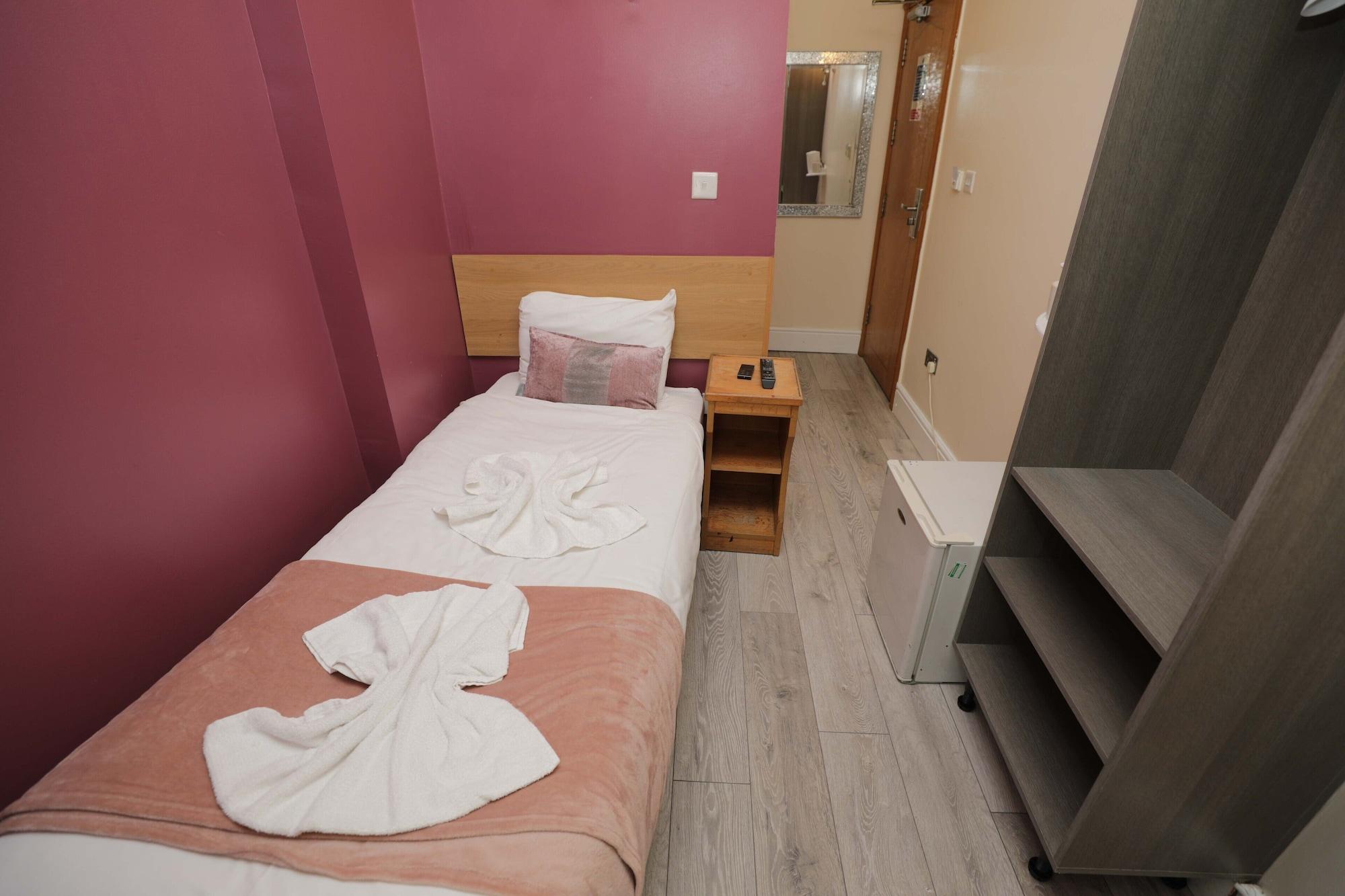Holland Inn Hotel Лондон Экстерьер фото