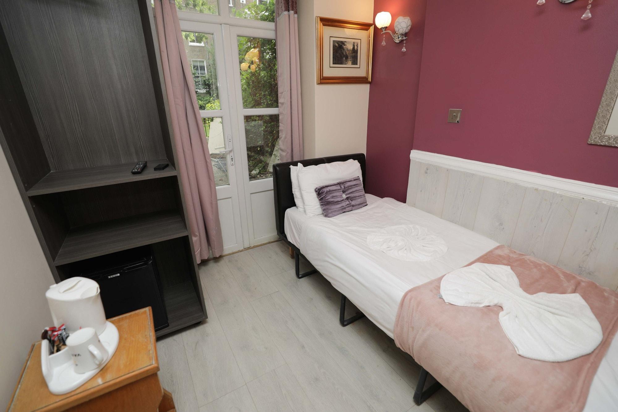 Holland Inn Hotel Лондон Экстерьер фото