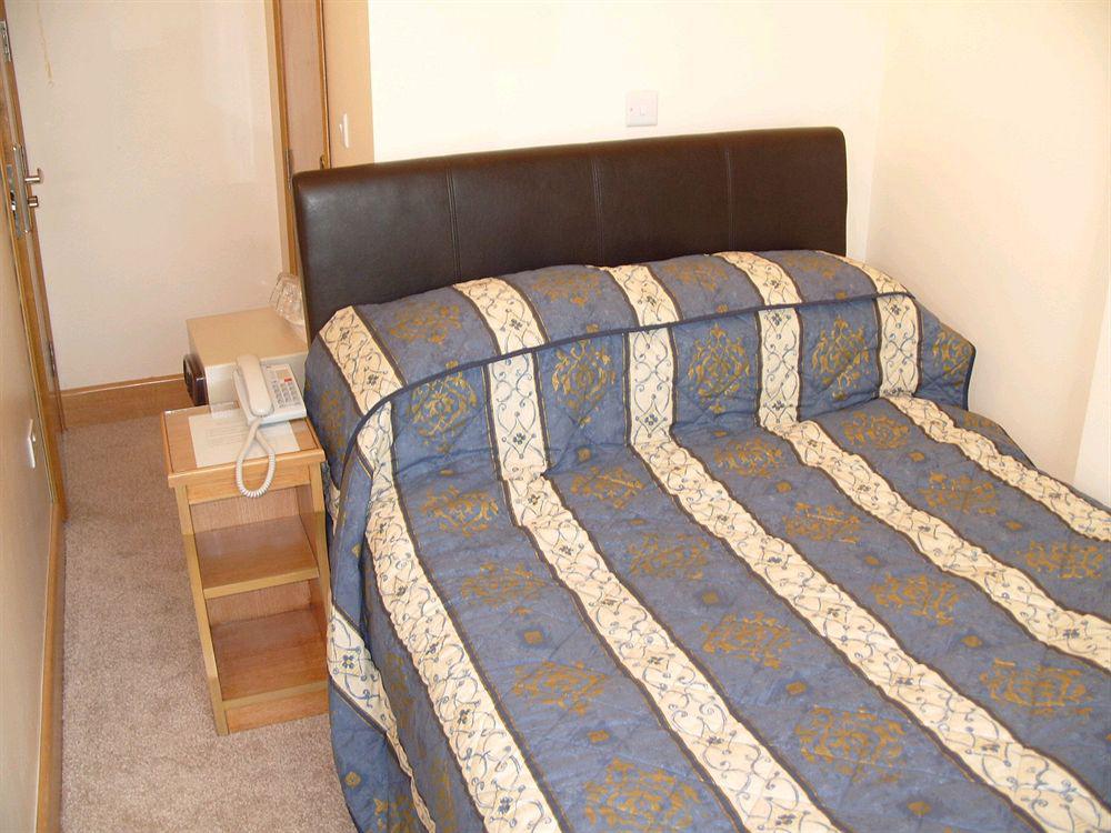 Holland Inn Hotel Лондон Экстерьер фото